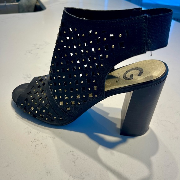 Guess Black (with tiny gold studs) shoes 3” heel. Never worn. - Picture 3 of 4